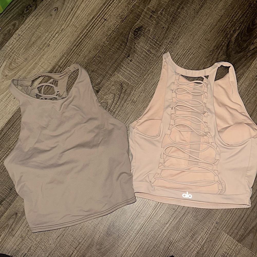 Alo crisscross back sports tops, size M
